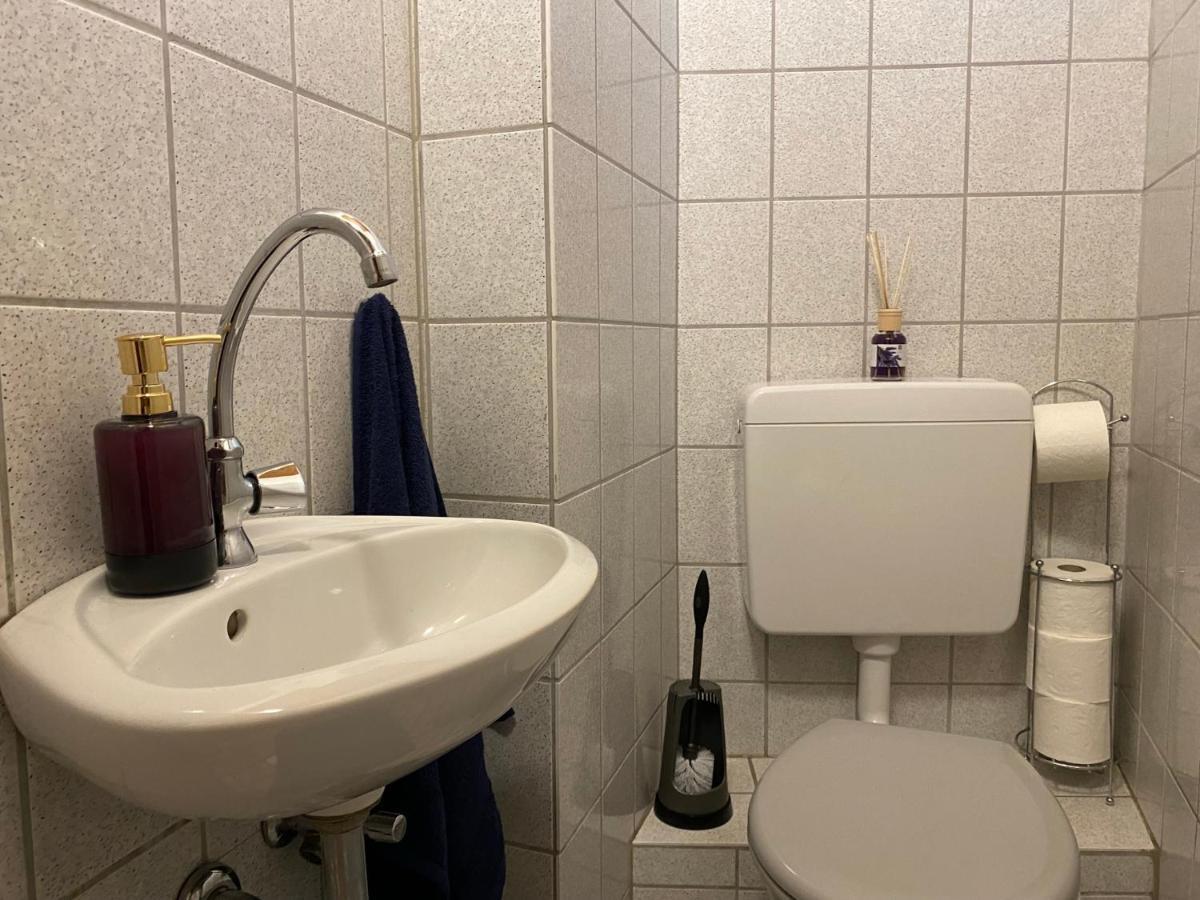 Cil Apt - Gemuetliche Wohnung Am Philosophenweg Mit Smart Tv In Zentraler & Ruhiger Lage Kassel Luaran gambar